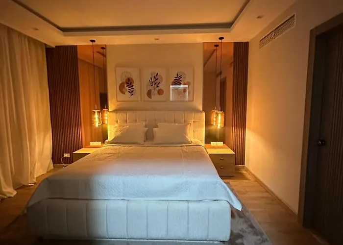 Luxury 03 Chalet, Front شقة *